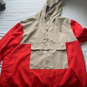 It’s Arizona Jean co and in a size XL cute for an oversized hoodie red and cream